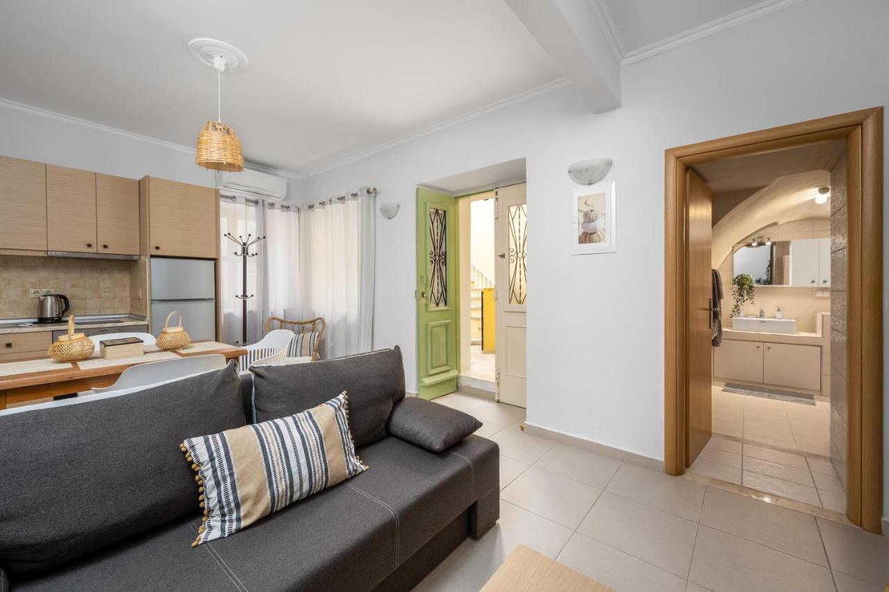 Kokkimidis Apartment Symi Exterior photo